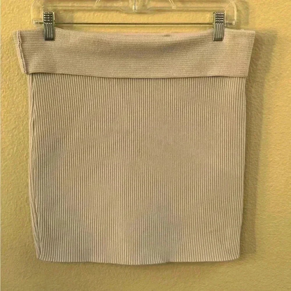 House Of Harlowe 1960 Tan Ribbed Knit Skirt And Top Set Size Large EUC! - Picture 8 of 11